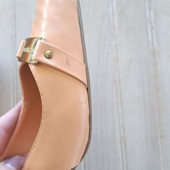 BCBGIRLS Peach Leather Pointed Toe Sling-Back Elegant Short Kitten Heels - Picture 10 of 10